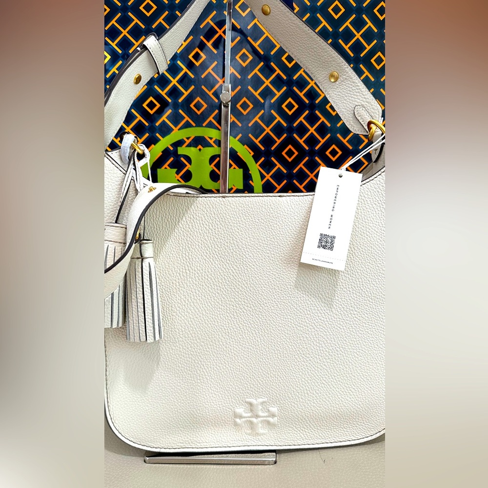 New✨ Tory Burch thea large shoulder bag